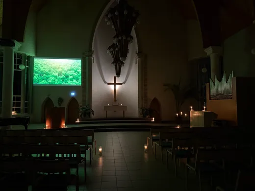 Salemi kiriku suur saal